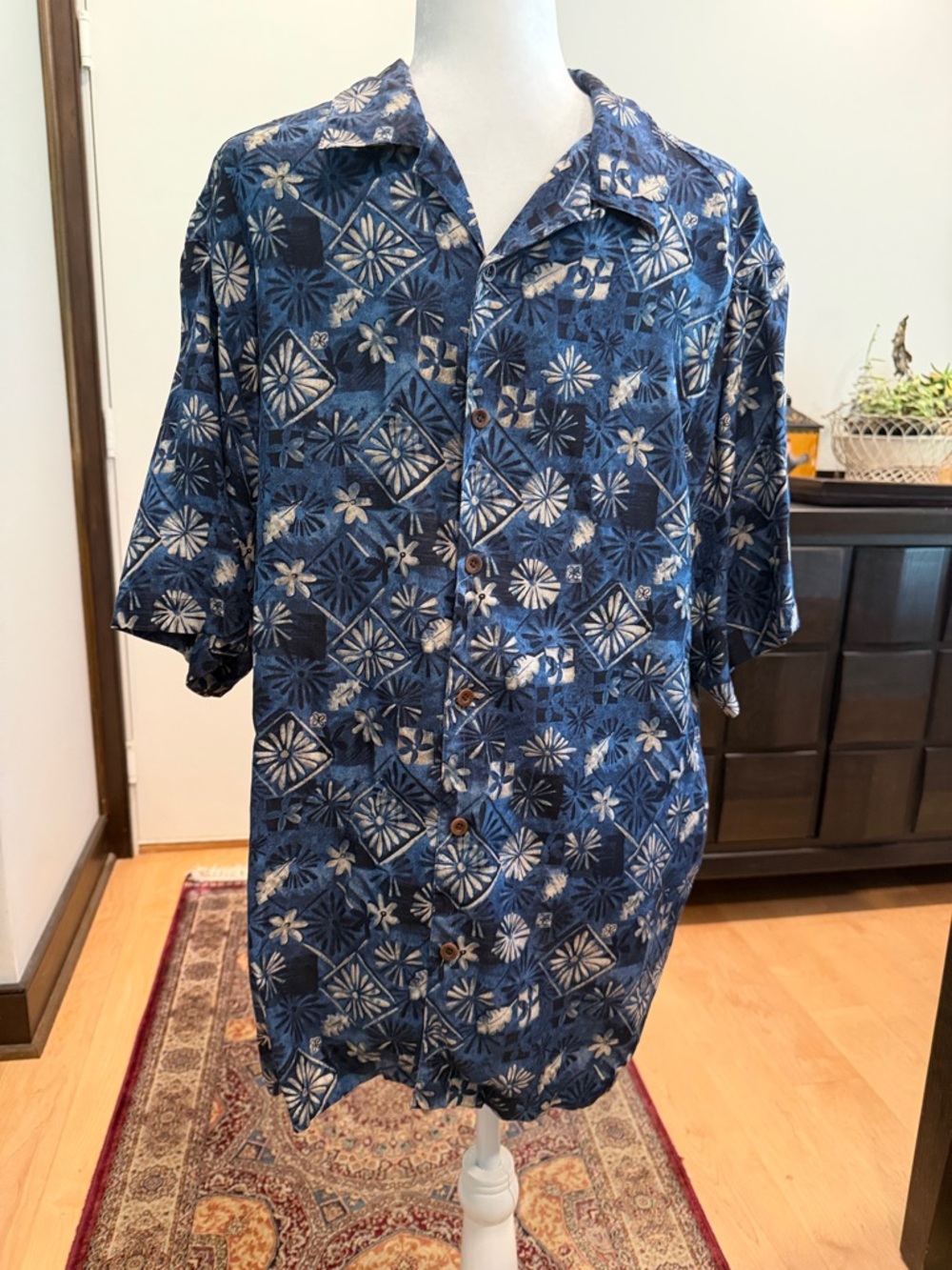 Relaxed Blue Floral-Print Short Sleeve Button-Down Shirt